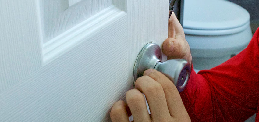 Vintage Door Knob Replacement in Hawthorne, CA