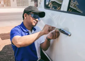 Car Locksmith in Hawthorne, CA